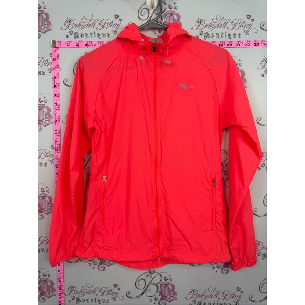 Saucony neon pink red orange Women’s Bright Pink Hooded Lightweight Jacket